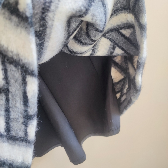 Wool Dress - Picture 9 of 10